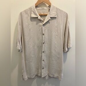 Tommy Bahama 100% Silk Light Tan Casual Button Down Shirt